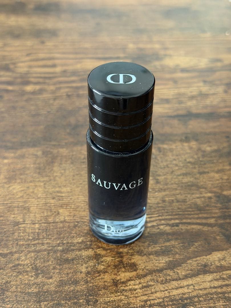 【値下げ10000→8980】Dior SAUVAGE オードトワレ 30ml